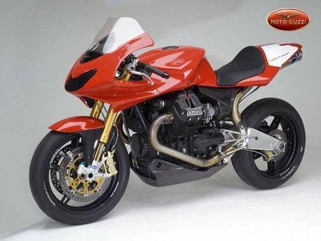 Moto Guzzi Tour 2010