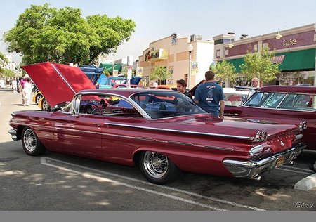 baladadelorean-3-pontiacbonneville.jpg