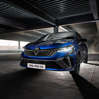 El nuevo Renault Clio cambia todo su aspecto, pero no sus motores ni su interior, sigue siendo el mismo utilitario de siempre