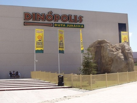 Dinópolis: ¿vas a ir a ver 'Parque Jurásico 3D'?
