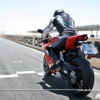 Motorpasión a dos ruedas: vídeo y prueba de la Ducati 1199 Panigale S y más novedades de 2013