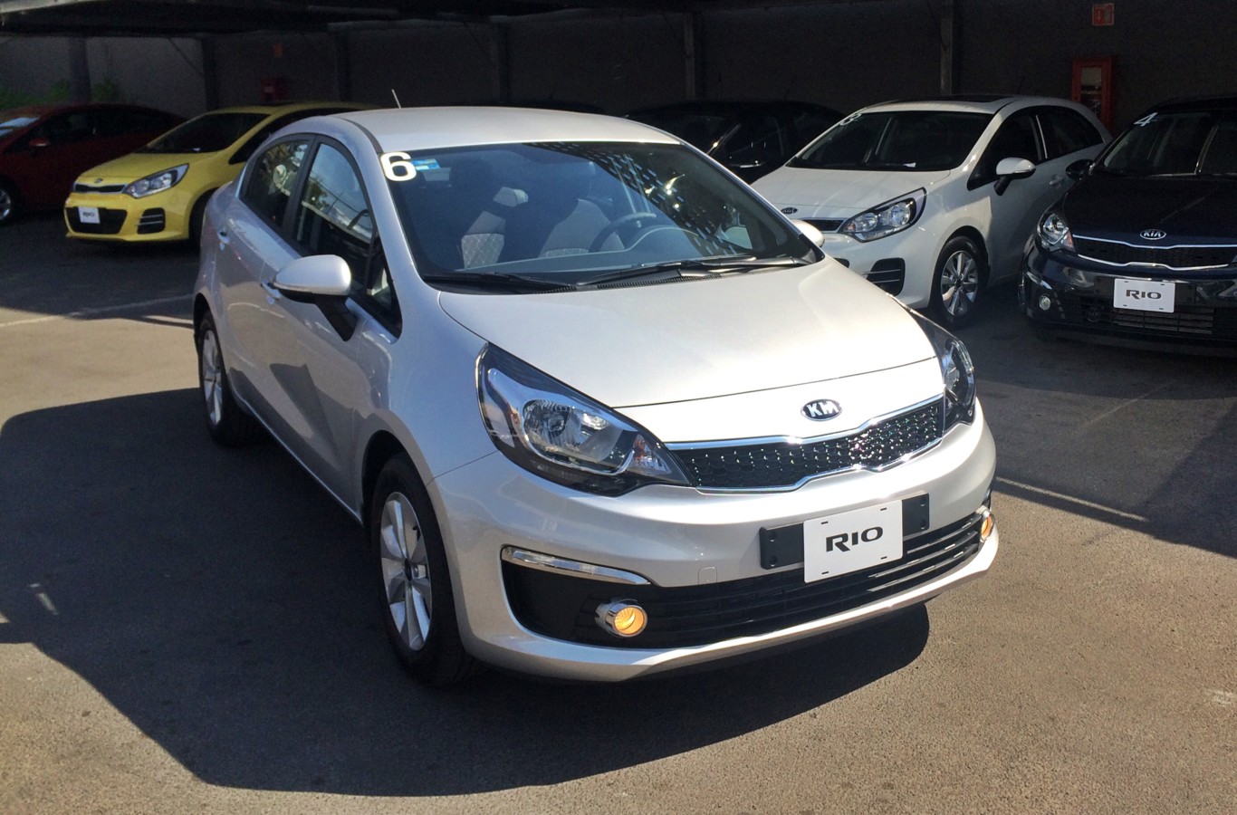 Kia Rio 2016, lo manejamos y sí, es el nuevo referente de su categoría