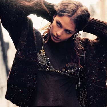 La elegancia de este perfume de Kayali no tiene nombre y su aroma limpio y cálido es de otro nivel