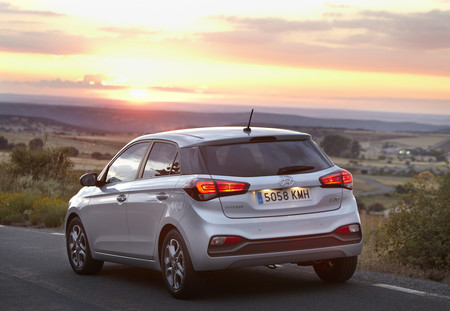Hyundai i20 trasera