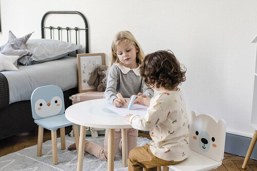 15 conjuntos de mesa y sillas infantiles para decorar la habitación de los niños