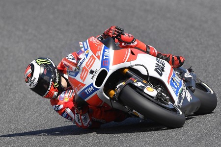 Jorge Lorenzo: "No estoy nada satisfecho, aún no consigo extraer lo mejor de la Ducati"