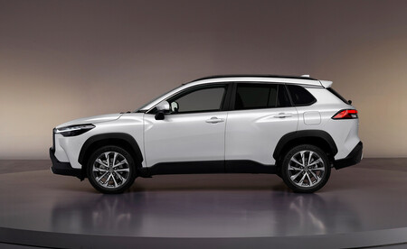 Toyota Corolla Cross 2023