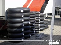 ¿Por qué son más baratos los neumáticos asiáticos? Porque son ilegales