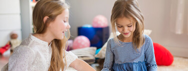 El hábito lector entre los niños comienza a decaer a partir de los nueve años: claves para reengancharles a la lectura