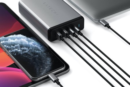El nuevo cargador de Satechi es una bestia de 108W capaz de cargar todos tus dispositivos Apple a la vez