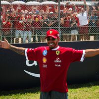 "El 90% de los empleados votó en contra". Ferrari hizo una encuesta en su equipo de F1 para decidir si fichaban a Lewis Hamilton. Parece que no era concluyente 