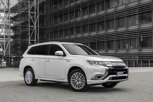 Probamos el Mitsubishi Outlander PHEV 2019: más capaz, más suave y más PHEV que nunca