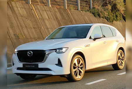 ¡Espiado! El Mazda CX-60 rompe el silencio meses antes de su presentación