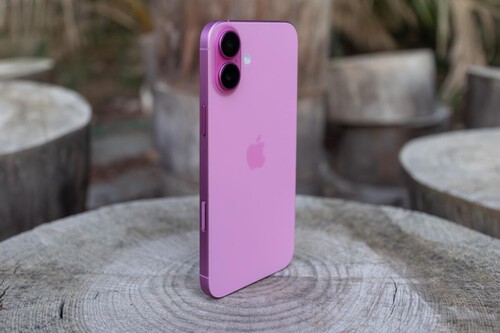 iPhone 16 Plus