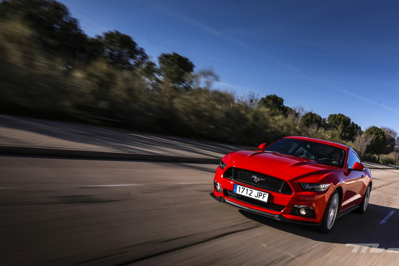 Ford Mustang, a prueba. Conduciendo un mito de 421 CV sin competencia en Europa