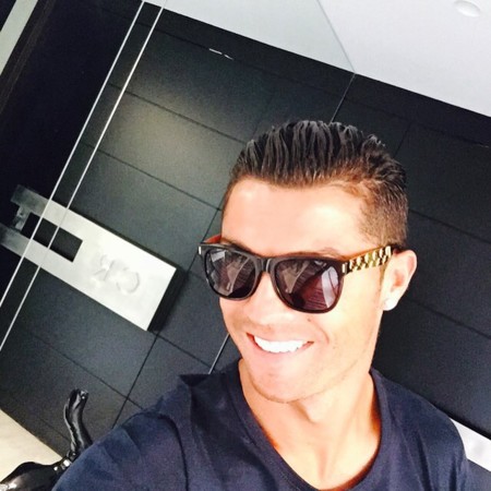 ¡Pasen todos que Cristiano Ronaldo nos abre las puertas de su casa!