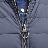 Las rebajas finales en El Corte Inglés dejan a casi mitad de precio la chaqueta Barbour perfecta para primavera   