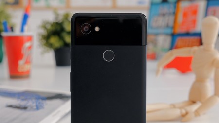 Combinando estabilización óptica y digital: así funciona la grabación de vídeo del Pixel 2