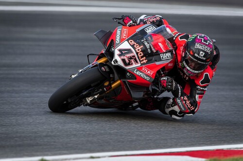 Scott Redding se reivindica con su segunda victoria seguida que le conecta al mundial de Superbikes