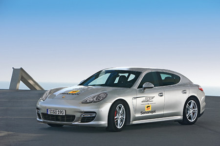 El Porsche Panamera Turbo será el Safety Car de la última carrera de Superleague Fórmula en el Jarama