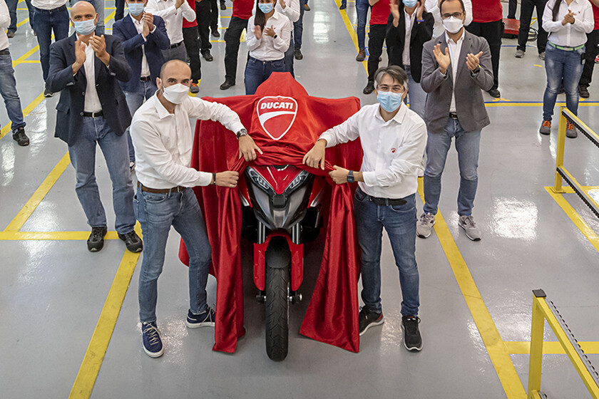 www.motorpasionmoto.com