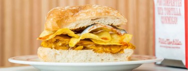 La tortilla de patatas con Lay’s tiene ya su propio 'take away': es la primera prueba de Pepsico en restauración