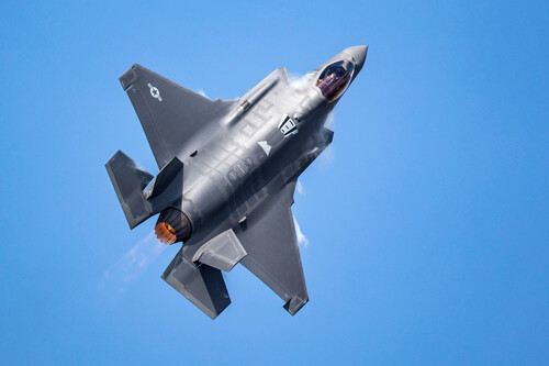 F 35 01
