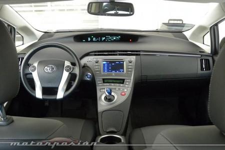 toyota_prius_3.jpg