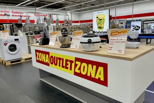 Un Smart TV de 40" por 115 euros y PlayStation por 160 euros: el Outlet de MediaMarkt en liquidación total