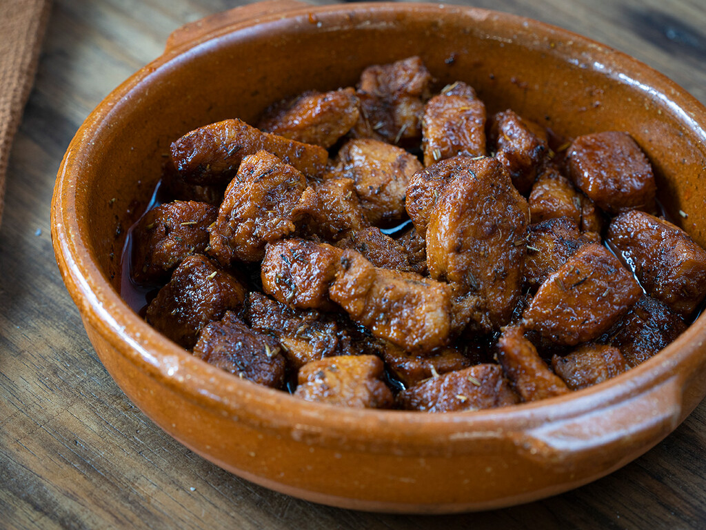 Carne fiesta al estilo canario, receta de un guiso de cerdo frito muy fácil y sabrosón