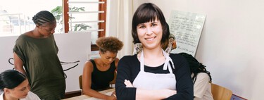 Una luz de optimismo para el modelo productivo en España: vendemos servicios más cualificados (aunque es por pagar poco) 