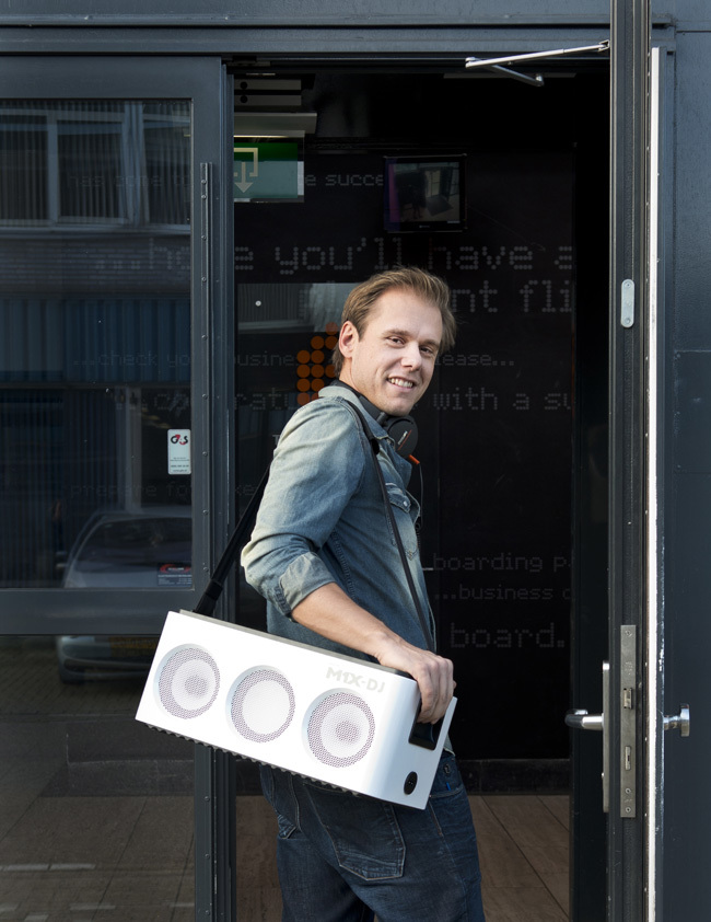 Foto de Philips M1X-DJ por Armin van Buuren (3/13)
