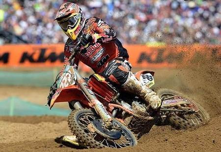 Antonio Cairoli en MX1 y Jeffrey Herlings en MX2 ponen rumbo al título en Semigorje (Rusia)
