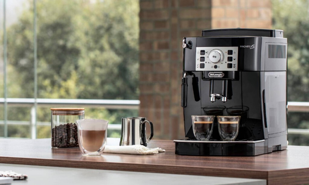 MediaMarkt tumba el precio de una de las cafeteras superautomáticas que arrasará en Navidad 