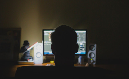 Detenido un hacker de 16 años acusado de atacar servicios sanitarios, organismos públicos y empresas de toda índole