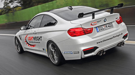 Lightweight BMW M4 Coupé