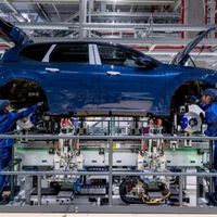 Existe apenas uma montadora de automóveis que consegue administrar suas fábricas corretamente na Europa; mas qual? 