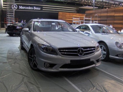 Misterio resuelto, el Mercedes CL 65 AMG es el que se esconde bajo la sábana