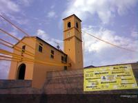 Tavullia se viste de amarillo en homenaje a Rossi