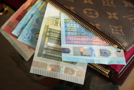 Independencia de Cataluña, ¿qué hacemos con la deuda y las pensiones?