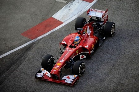 Segunda posición de Fernando Alonso en Singapur gracias a su determinación y estrategia