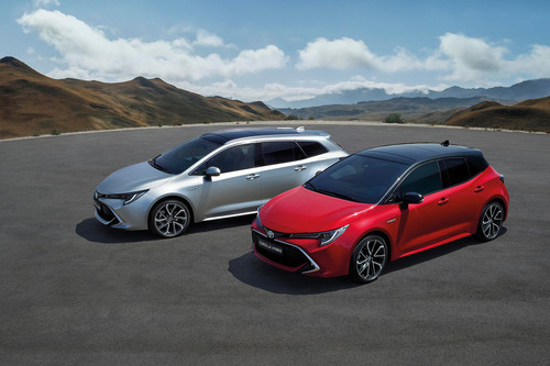 Los nuevos coches híbridos de cara a 2019: BMW 330e, SEAT León, Toyota Corolla