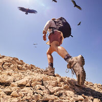 Columbia liquida las botas impermeables favoritas de los senderistas por ligeras, duraderas y cómodas