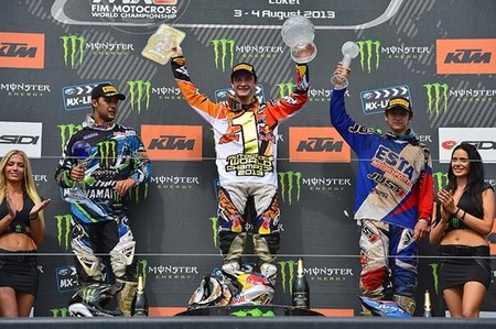 mx2_podium_loket