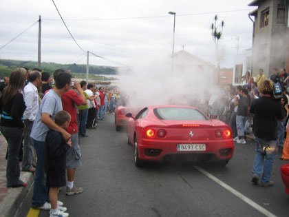 Concentración Ferrari en Suances