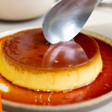 Cómo hacer flan napolitano a baño María con la receta y consejos del chef José Ramón Castillo (sin horno)