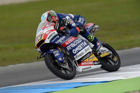 Niccolò Antonelli se rompe la clavícula tras pisar una mancha de aceite, no correrá en Sachsenring
