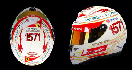 Fernando Alonso celebra sus 1571 puntos