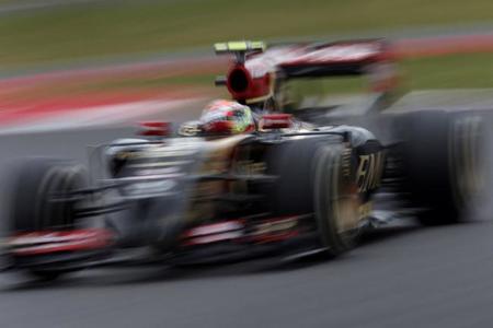 Pastor Maldonado excluido de la clasificación