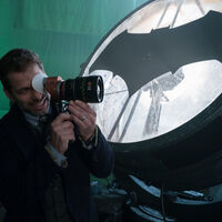 "El mundo se tiñe de rojo": Zack Snyder revela cómo iba a ser la secuela de La Liga de la Justicia antes de su salida de DC Studios  